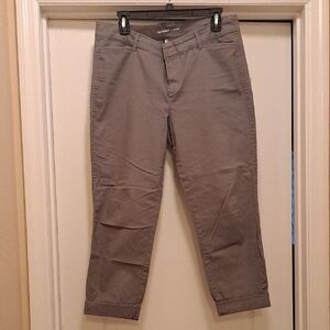Old Navy Gray Ankle Cropped Pants Classic Style